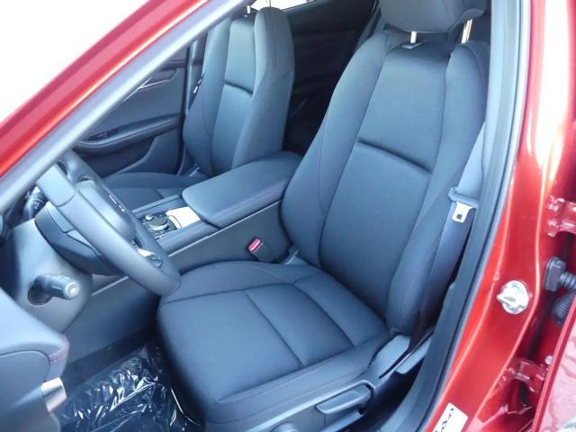 Mazda 3 2.5L Homura SkyActiv e-Skyactiv