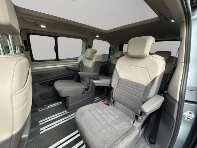 Volkswagen Multivan 2.0 TSI Style T7