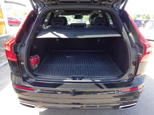 Volvo XC60 R-Design Recharge T8