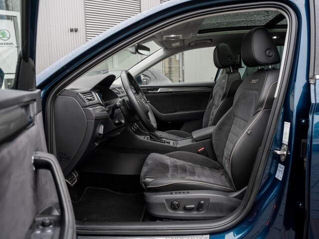 Skoda Superb 2.0 TDI Combi