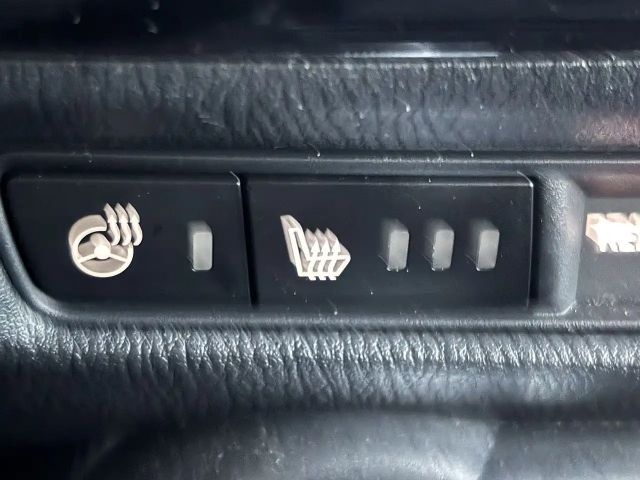 Mazda 2 Homura SkyActiv e-Skyactiv