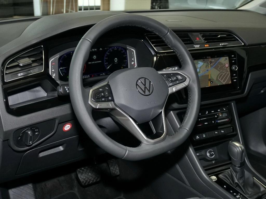 Volkswagen Touran 1.5 TSI DSG Highline