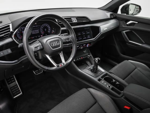 Audi Q3 35 TFSI S-Line