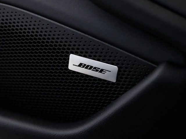 Porsche Taycan 4 Cross Turismo