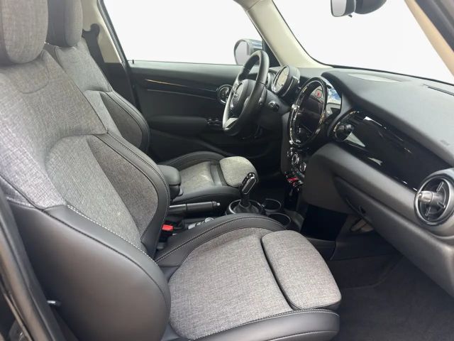 MINI One One Aut. Classic Trim LED Navi