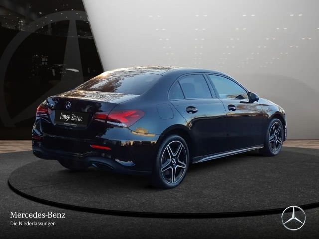 Mercedes-Benz A 250 A 250 e AMG Line