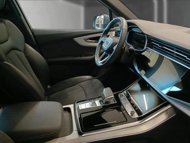 Audi Q7 50 TDI Quattro S-Line