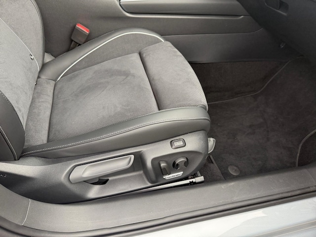 Volkswagen Passat 2.0 TDI Business IQ.Drive