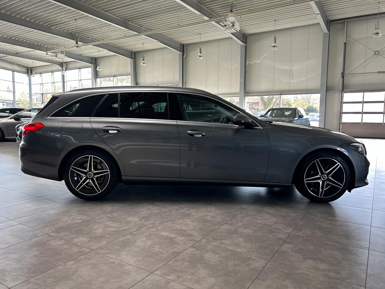 Mercedes-Benz C 200 AVANTGARDE Estate