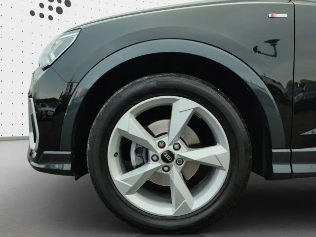 Audi Q3 35 TFSI S-Line