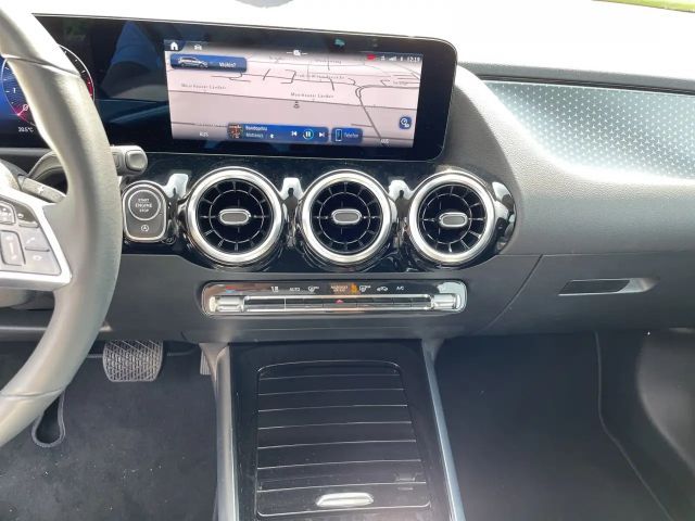 Mercedes-Benz B 180 B 180 ADVANCED AHK*LED*EASY-PACK*KAMERA*MBUX*etc