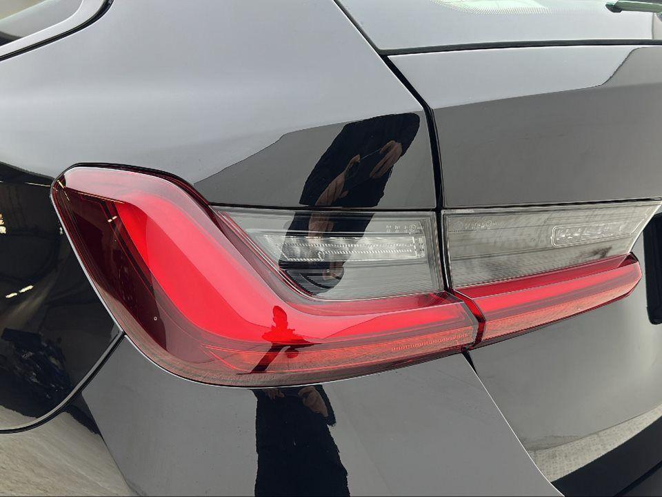 BMW 330 330e Touring