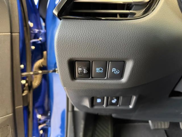 Toyota C-HR Hybride Team D