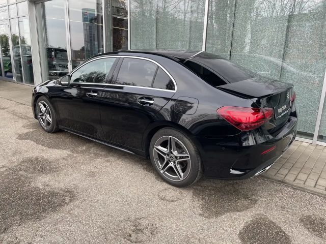 Mercedes-Benz A 200 AMG Line