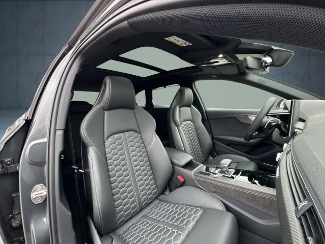 Audi RS4 Comp+/Matrix/Pano/B&O/HuD/RS-Aga/290