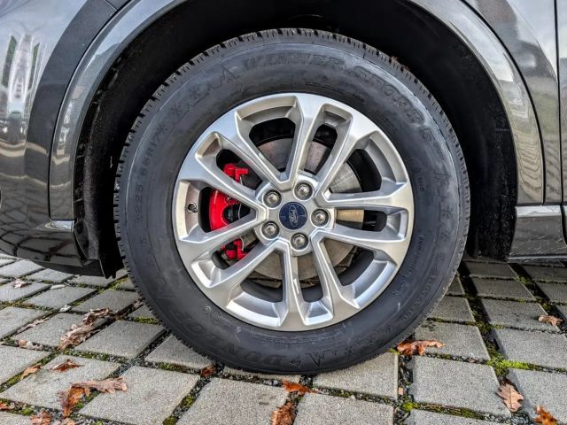 Ford Kuga Hybrid ST Line X