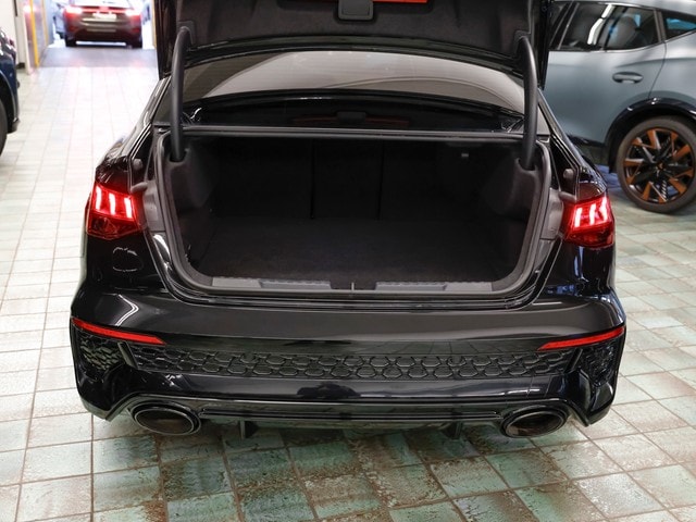 Audi RS3 Quattro S-Tronic Sedan