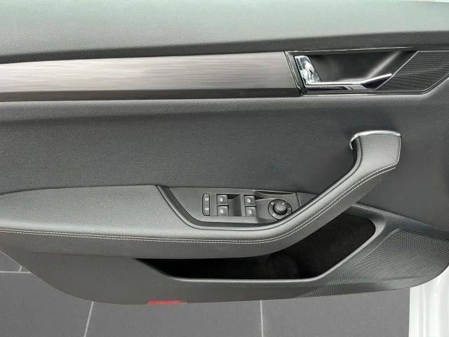 Skoda Superb 1.5 TSI Combi Style Style