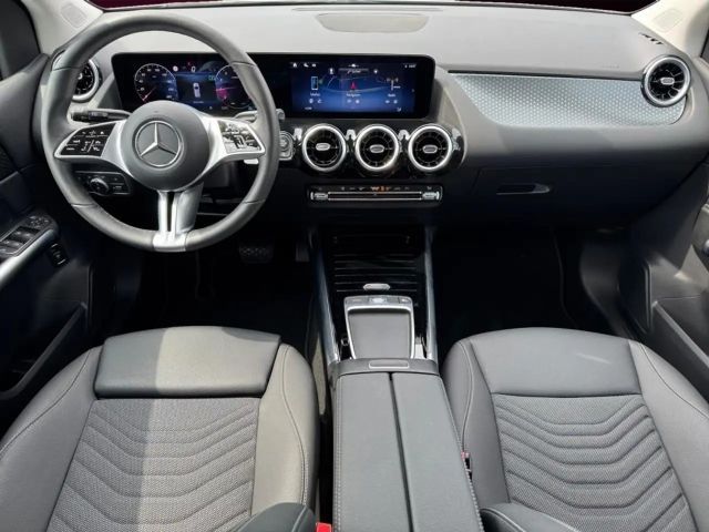 Mercedes-Benz B 180 Progressive