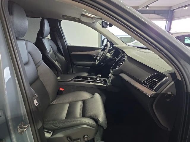 Volvo XC90 AWD Dark Plus