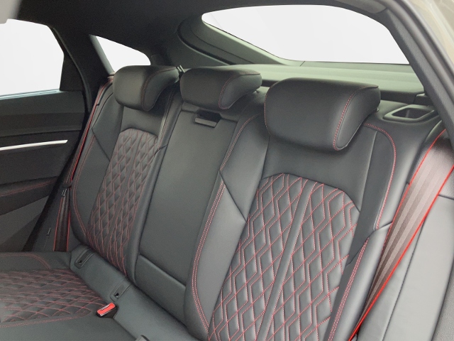 Audi Q8 e-tron 55 Quattro S-Line Sportback