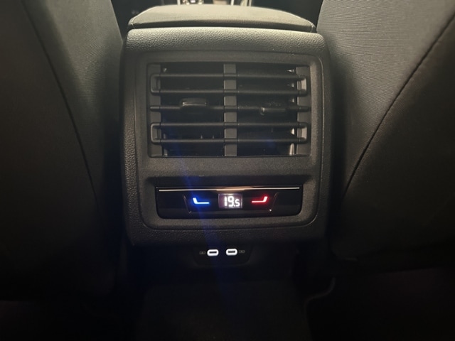 Volkswagen Golf 2.0 TSI DSG Golf VIII