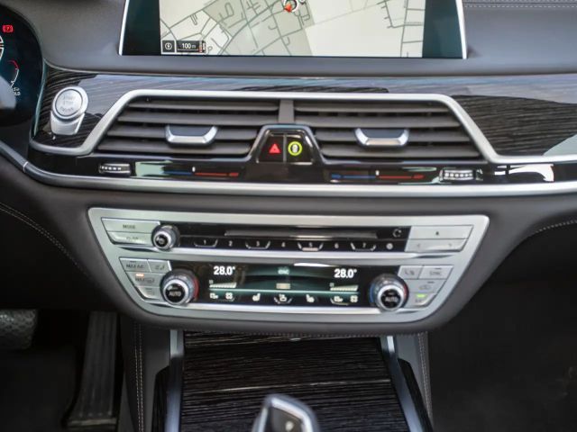 BMW 740 Sedan xDrive