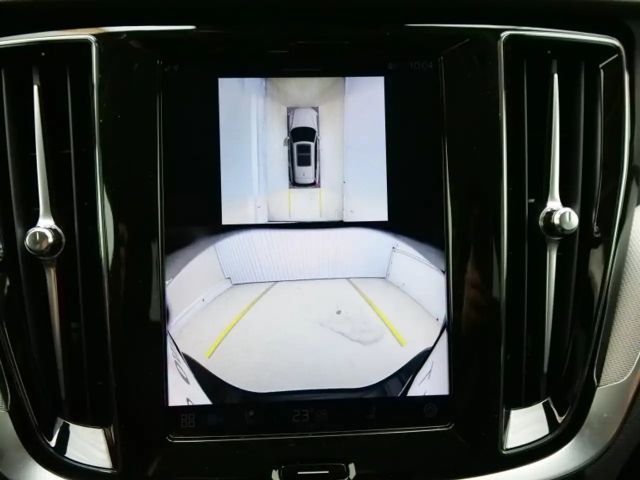 Volvo V60 AWD Dark Plus T6