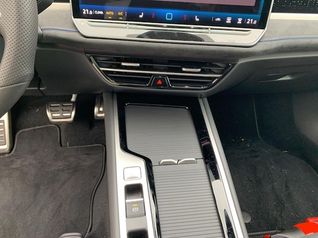 Volkswagen Passat 4Motion DSG R-Line