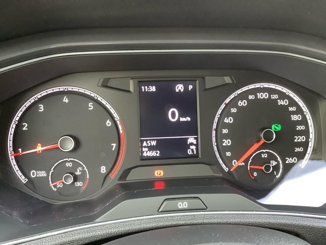 Volkswagen T-Roc 1.5 TSI DSG Sport