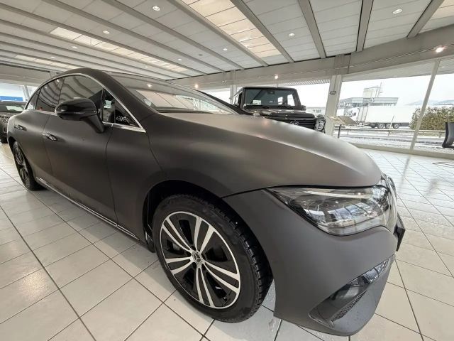 Mercedes-Benz EQE 350 Premium Sedan