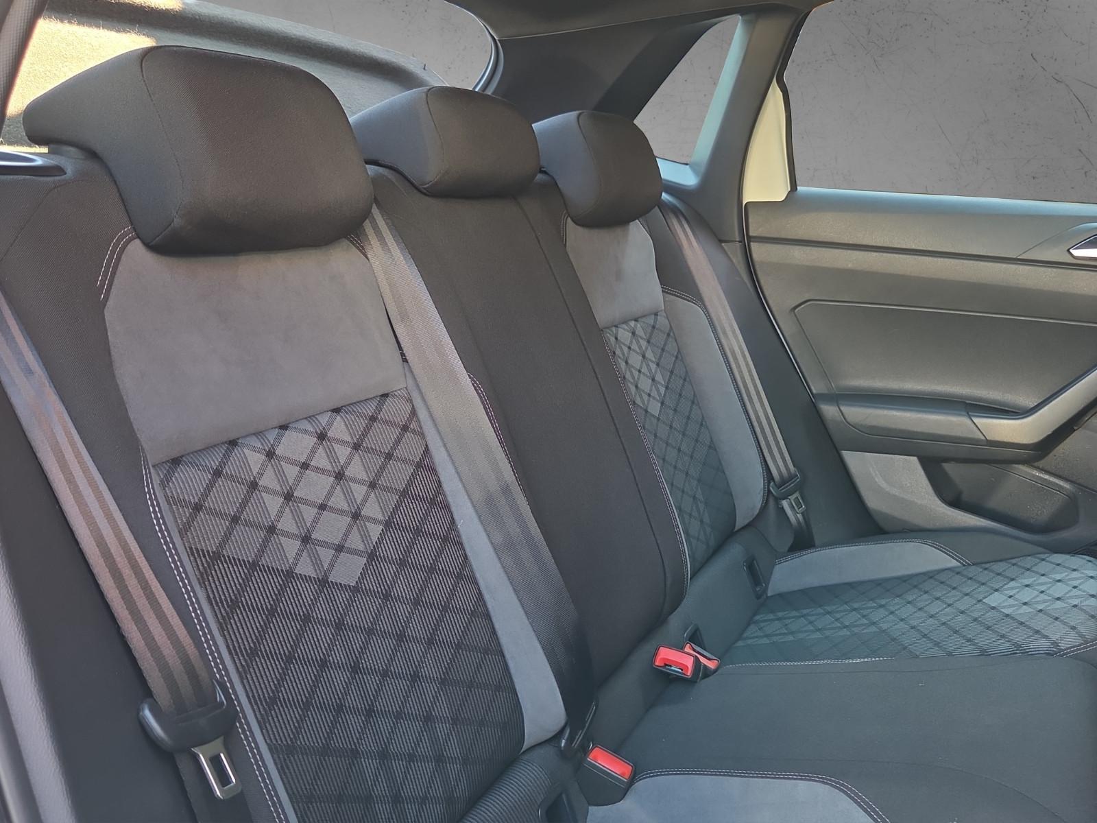 Volkswagen Polo 1.0 TSI DSG R-Line