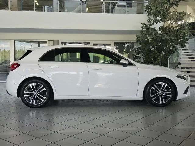 Mercedes-Benz A 180 Progressive