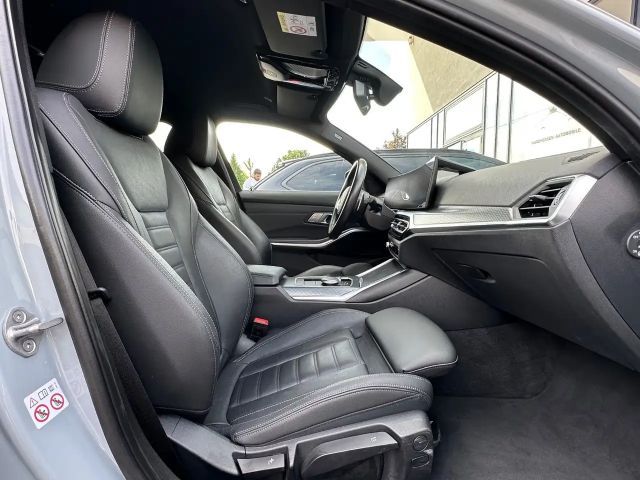 BMW 330 330d M-Sport Touring xDrive