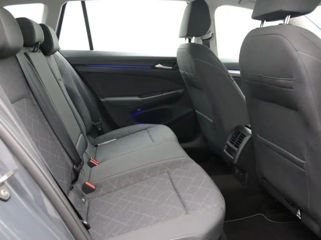 Volkswagen Golf 1.5 eTSI DSG Golf VIII Life