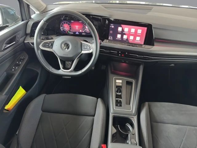 Volkswagen Golf 2.0 TSI Golf VIII Style