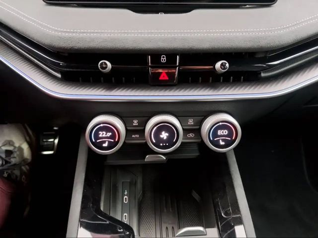 Skoda Superb Sportline iV