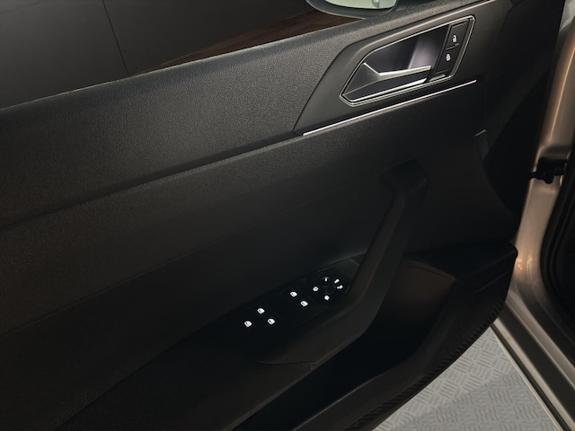 Volkswagen Taigo DSG R-Line