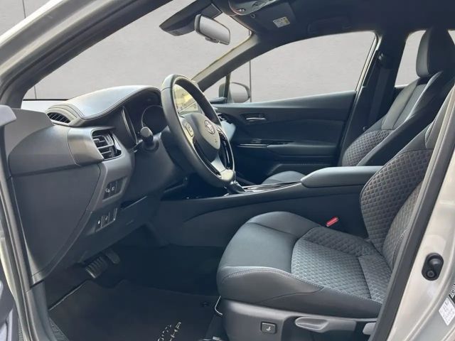 Toyota C-HR Hybride Team D