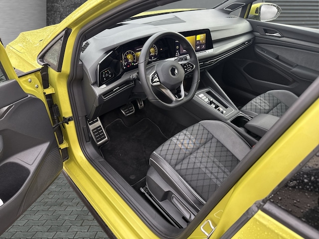 Volkswagen Golf 1.5 eTSI Golf VIII R-Line Sound