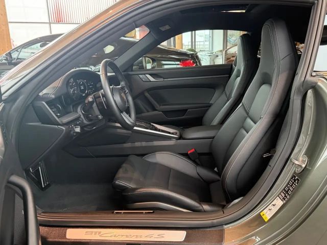 Porsche 992 4S Carrera Coupé