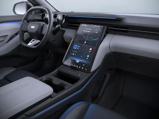 Ford Capri Extended range Premium RWD