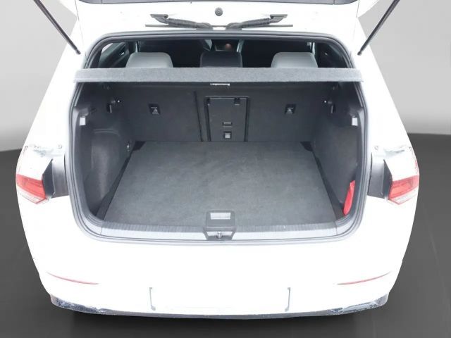 Volkswagen Golf 1.5 eTSI DSG R-Line Style