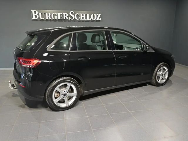 Mercedes-Benz B 250 B 250 e