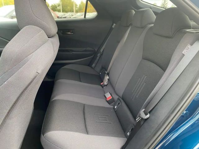 Toyota C-HR Hybride Team D