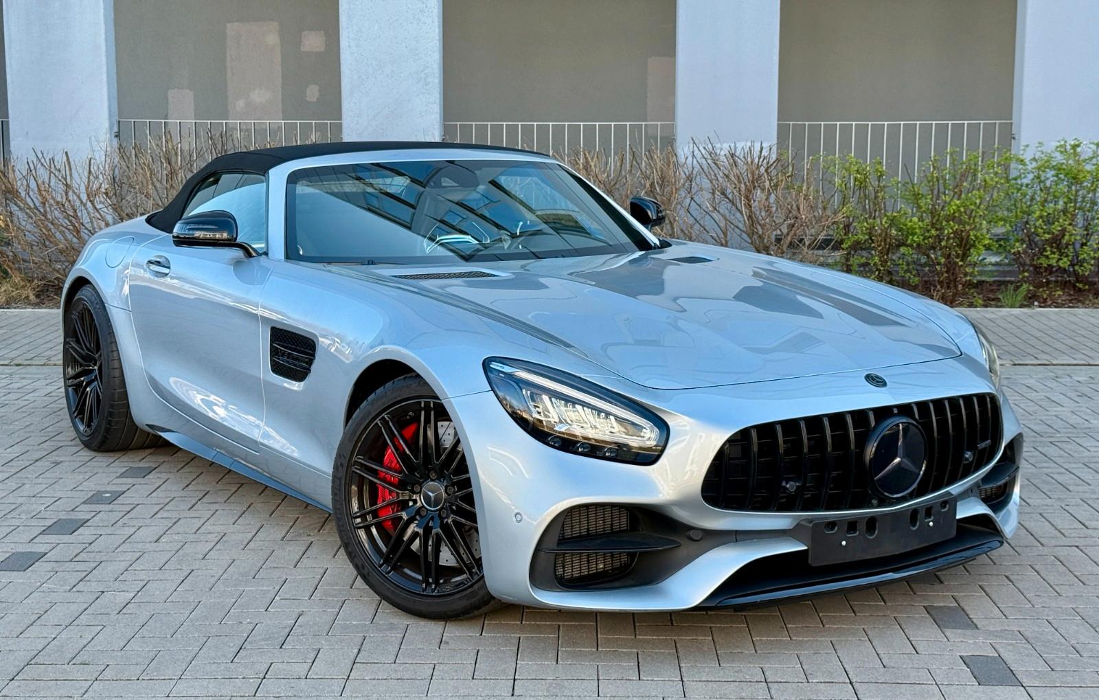 Mercedes-Benz AMG GT Roadster
