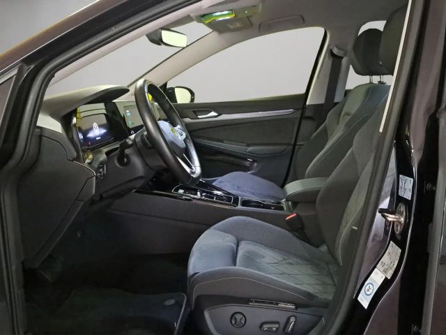 Volkswagen Golf 2.0 TDI DSG Golf VIII Style