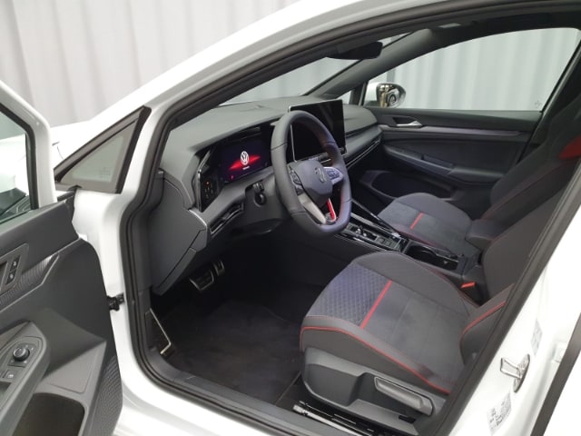 Volkswagen Golf Business DSG