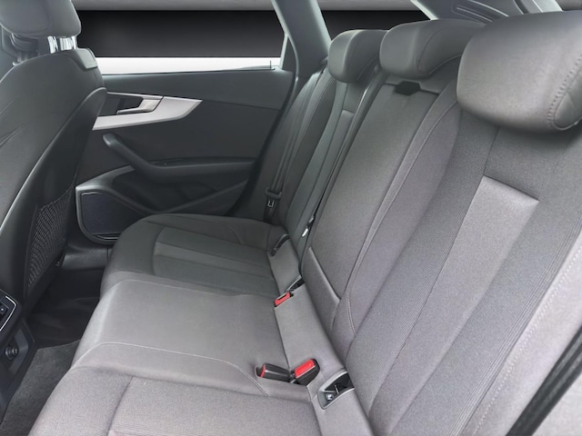 Audi A4 40 TDI Avant S-Tronic
