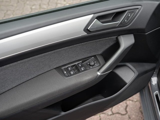 Volkswagen Touran 1.5 TSI